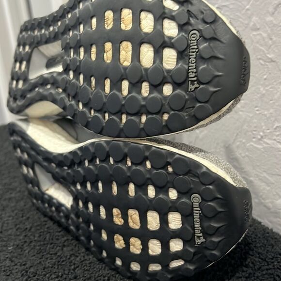 🔥🔥 ADIDAS Ultraboost 4.0 Grey Womens Running Shoes Sneakers Sz 7 - EUC - Picture 12 of 13